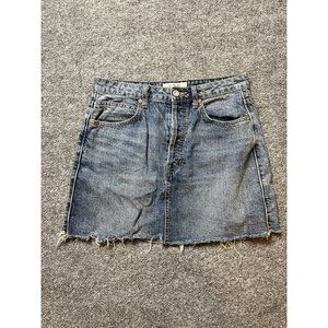 We The Free Women's Size 28 Jean Denim Mini Skirt Frayed Hem Medium Wash